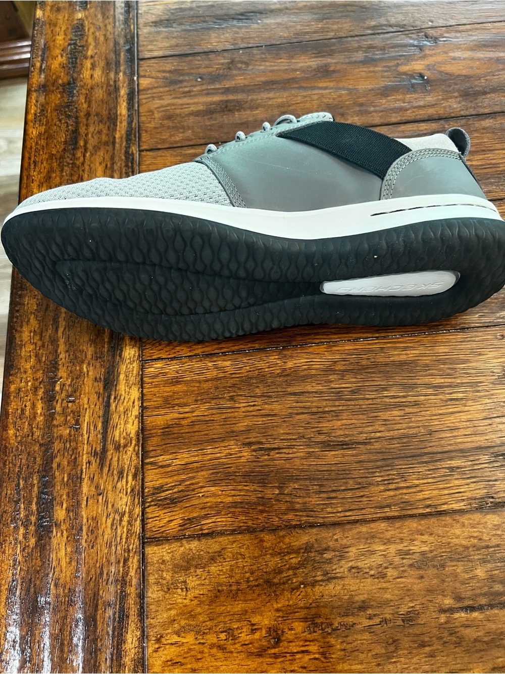 Skechers Men’s Gray and Black Casual Athletic Sneakers - Picture 4 of 7